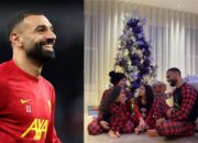 3 Potret Mohamed Salah Merayakan Natal Bersama Keluarganya, Menuai Ragam Komentar Warganet