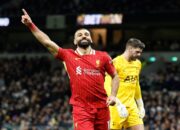 Mo Salah Cetak Gol Ke-100, Jadi Raja Baru di Anfield!