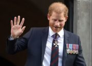 Pangeran Harry Tuding Polisi New York Tutupi Kasus Pengejaran Meghan Markle oleh Paparazzi