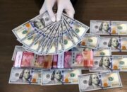 Meski Ekonomi Lesu, Rupiah Semringah ke Rp16.761 Tersengat Tarif Trump